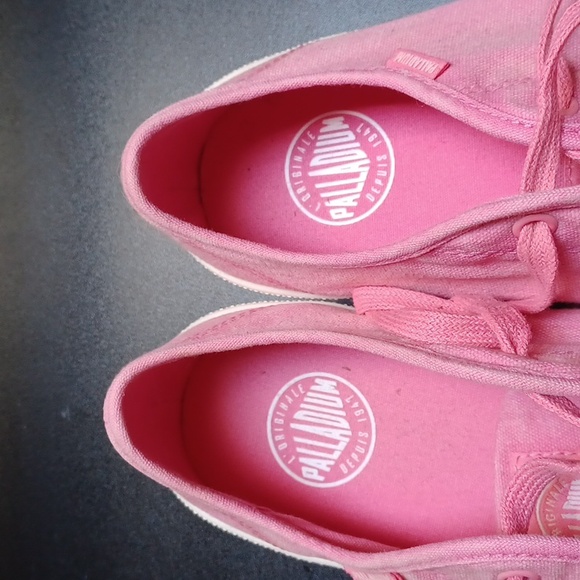 Pink Palladium sneakers. - Picture 3 of 5
